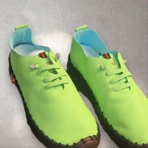 Vibrant Green Womens Shoes